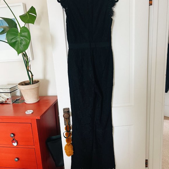 Rachel Zoe Reesa Scalloped Lace Jumpsuit, Black, 2 - Picture 11 of 12